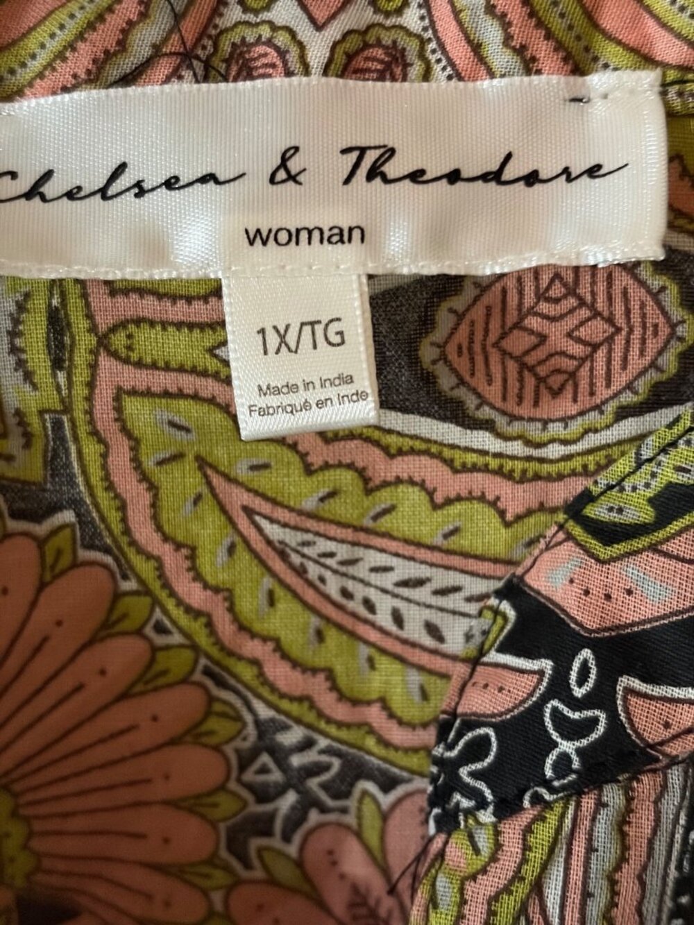 Women's Chelsea & Theodore Plus Size 1X Paisley Button Down Lightweight Top Shir - Picture 5 of 10